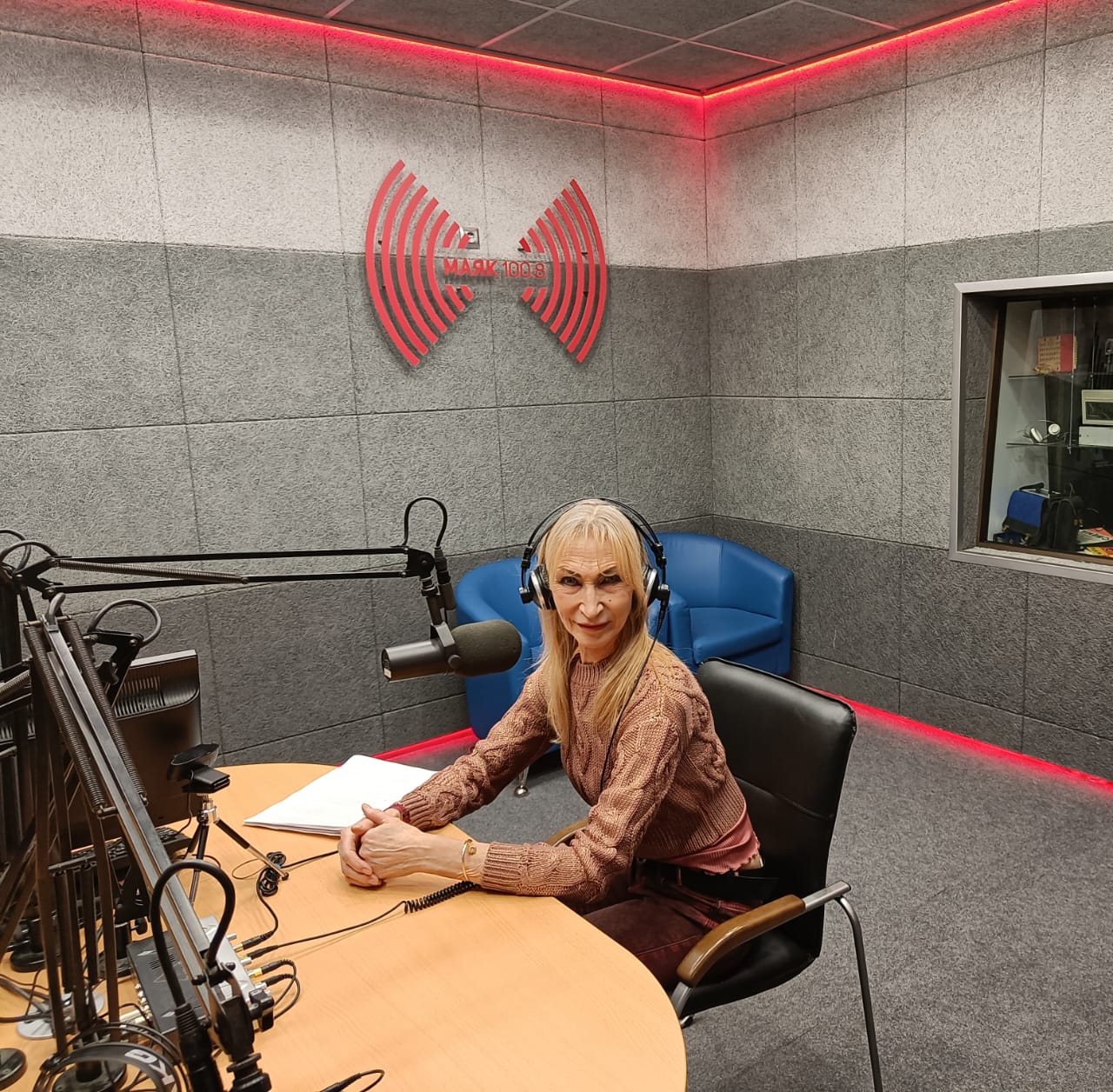 И снова мы на Радио ФМ, и в этот раз с темой Одиночества 